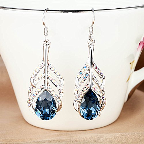 Amazon.com: Amazon Collection Platinum-Plated Sterling Silver Swarovski  Zirconia Riviera Tennis Necklace and 2 cttw Stud Earrings Set: Clothing,  Shoes & Jewelry